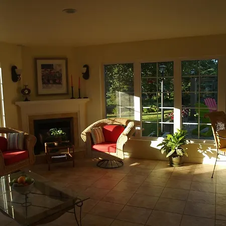 Bakers Chest B&B-2