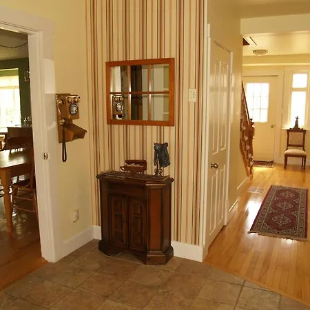 Bakers Chest B&B-3